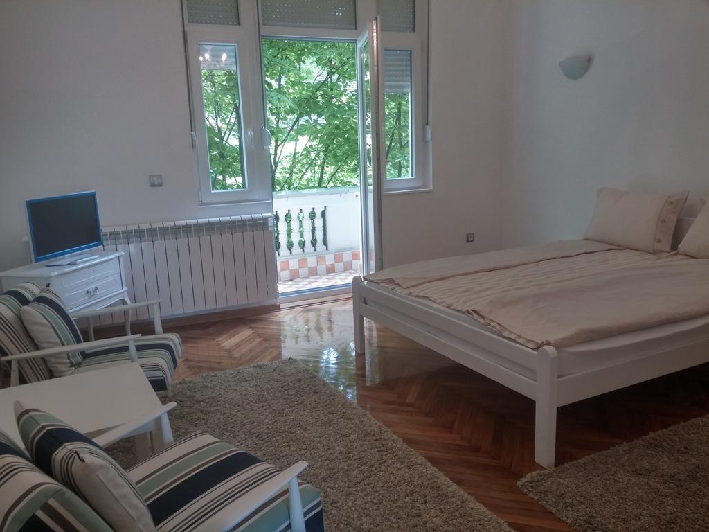 Cricket 2 Hostel Beograd Ruang foto